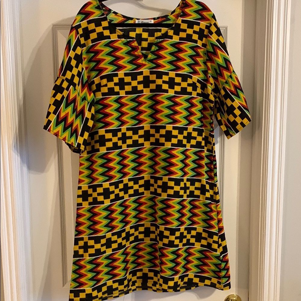 Casual Yellow and Black Bohemian Dress with Crew Neck NWOT never worn